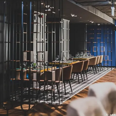 Royal Tulip Centre 4* Warsaw