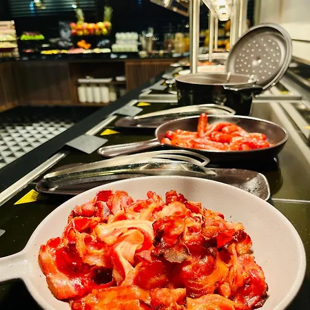 Royal Tulip Centre Apartmanhotel 4*