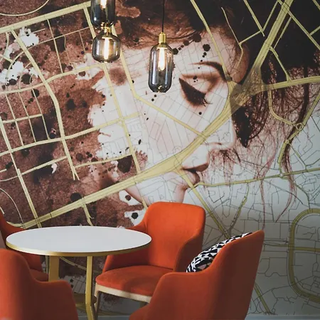Royal Tulip Centre شقة فندقية 5*