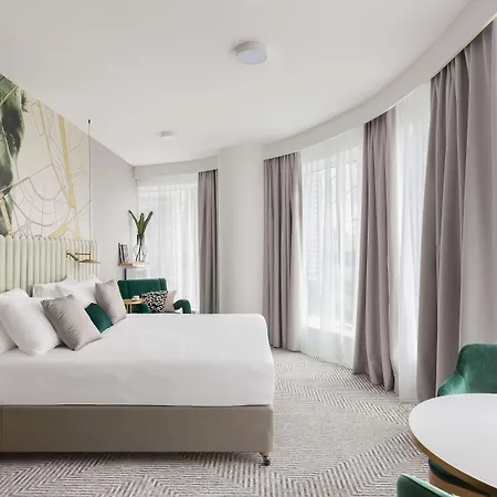 Apartmanhotel Royal Tulip Centre Varsó