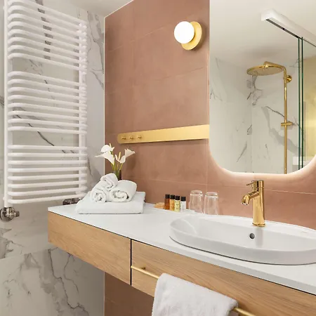 Royal Tulip Centre 4* Warsaw