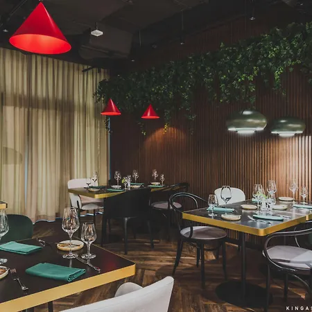 Royal Tulip Centre Varsó