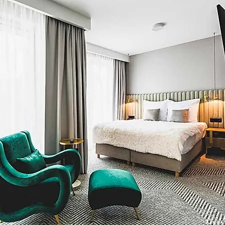 Royal Tulip Centre شقة فندقية