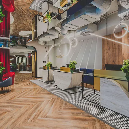 Royal Tulip Centre Aparthotel
