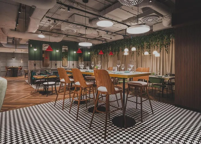 Royal Tulip Centre Aparthotel