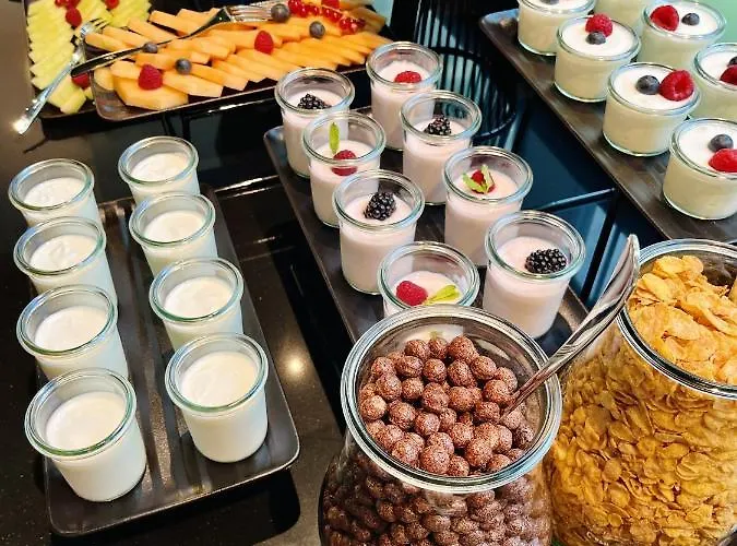 Royal Tulip Centre 4*