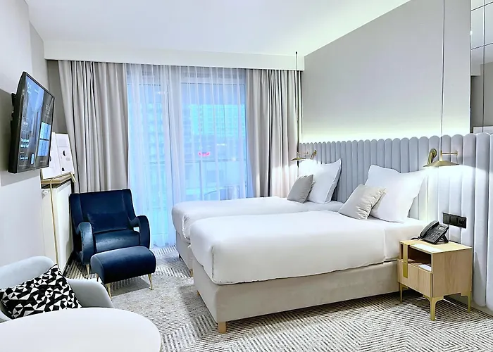 Royal Tulip Centre Aparthotel