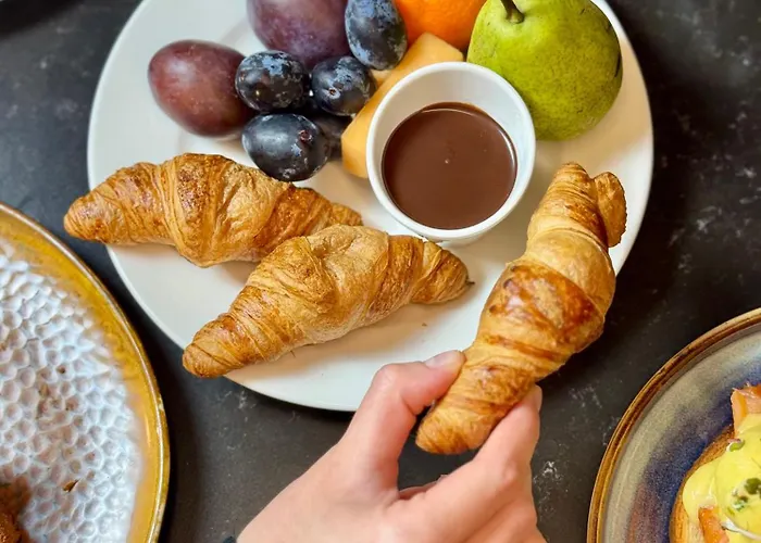 Royal Tulip Centre Aparthotel 4*