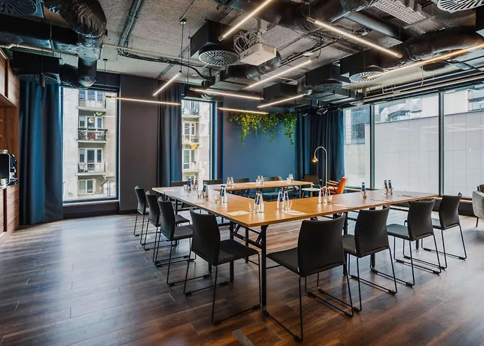 Royal Tulip Centre Aparthotel