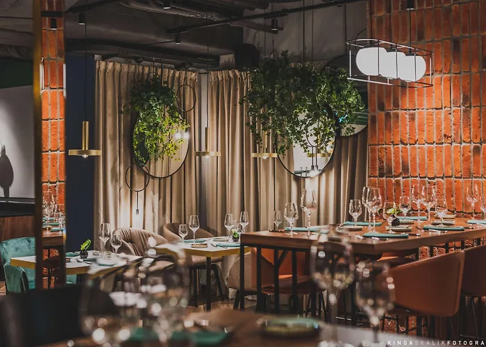 Royal Tulip Centre 4* Warszawa