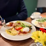 Royal Tulip Centre 아파트호텔 4*