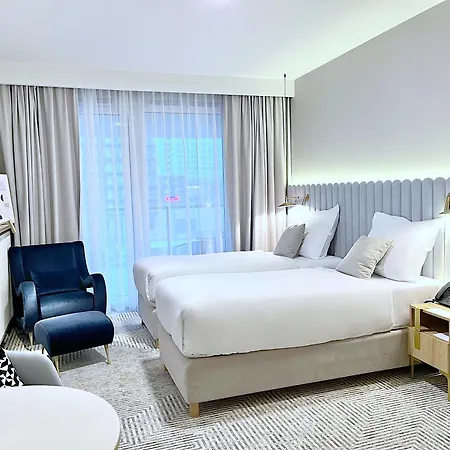 Royal Tulip Centre شقة فندقية