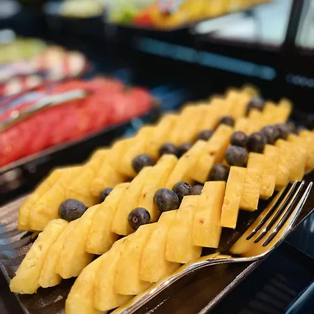 Royal Tulip Centre 4* وارسو